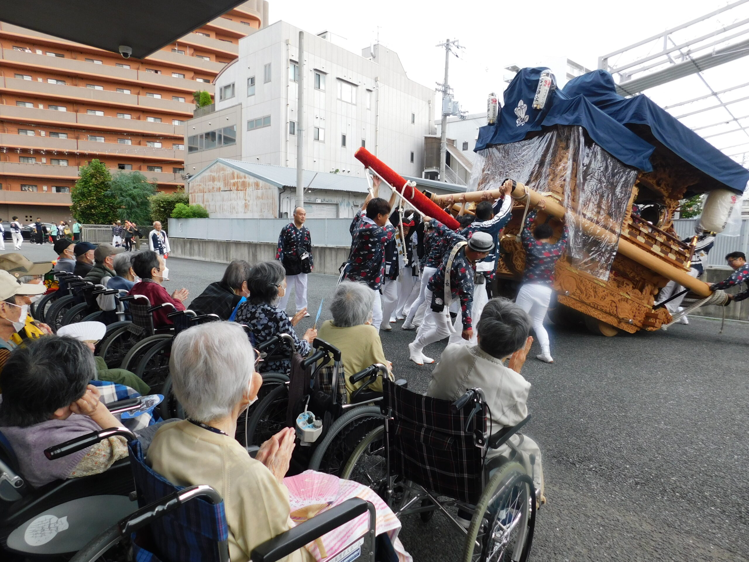 だんじりがやって来た！