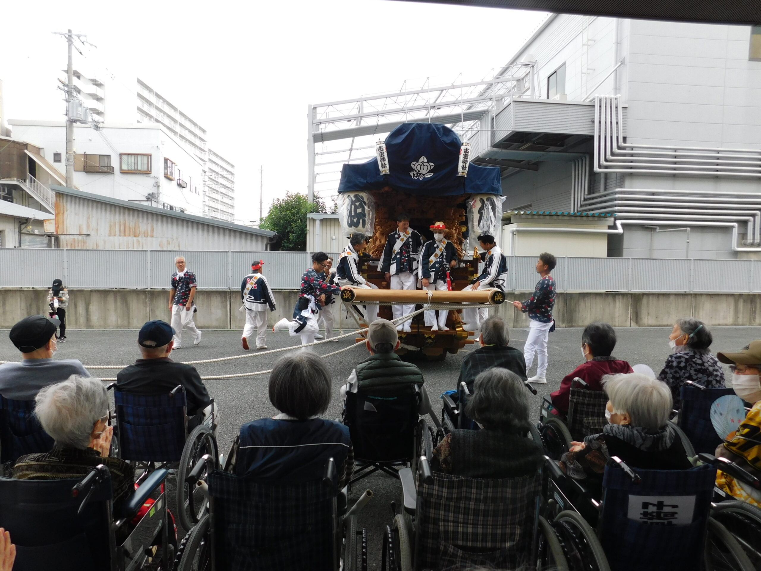 だんじりがやって来た！