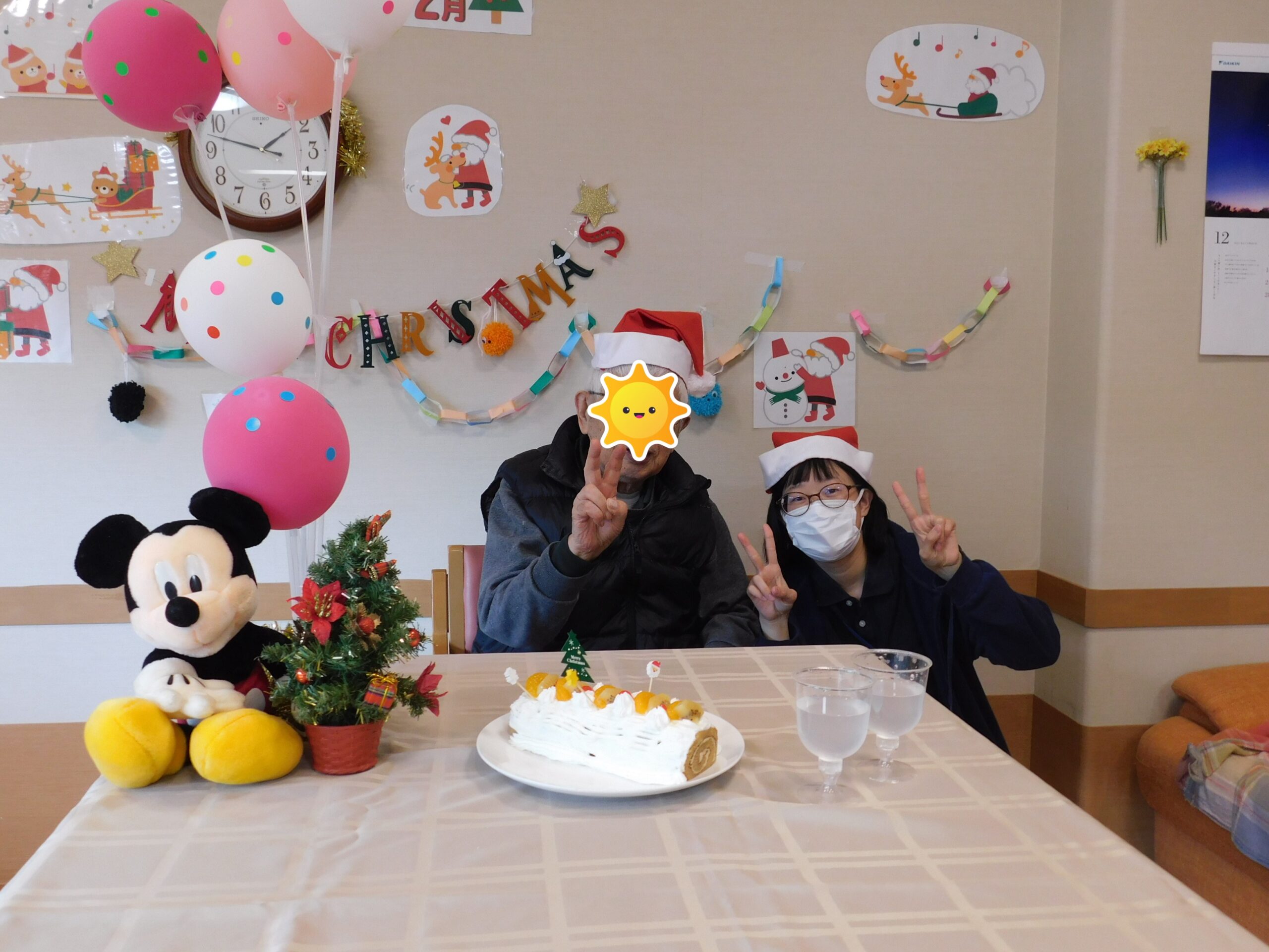 サンタが浜にやってくる♪