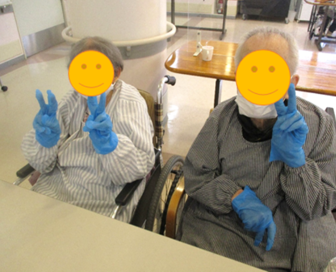 2月おやつレク『チョコムース』