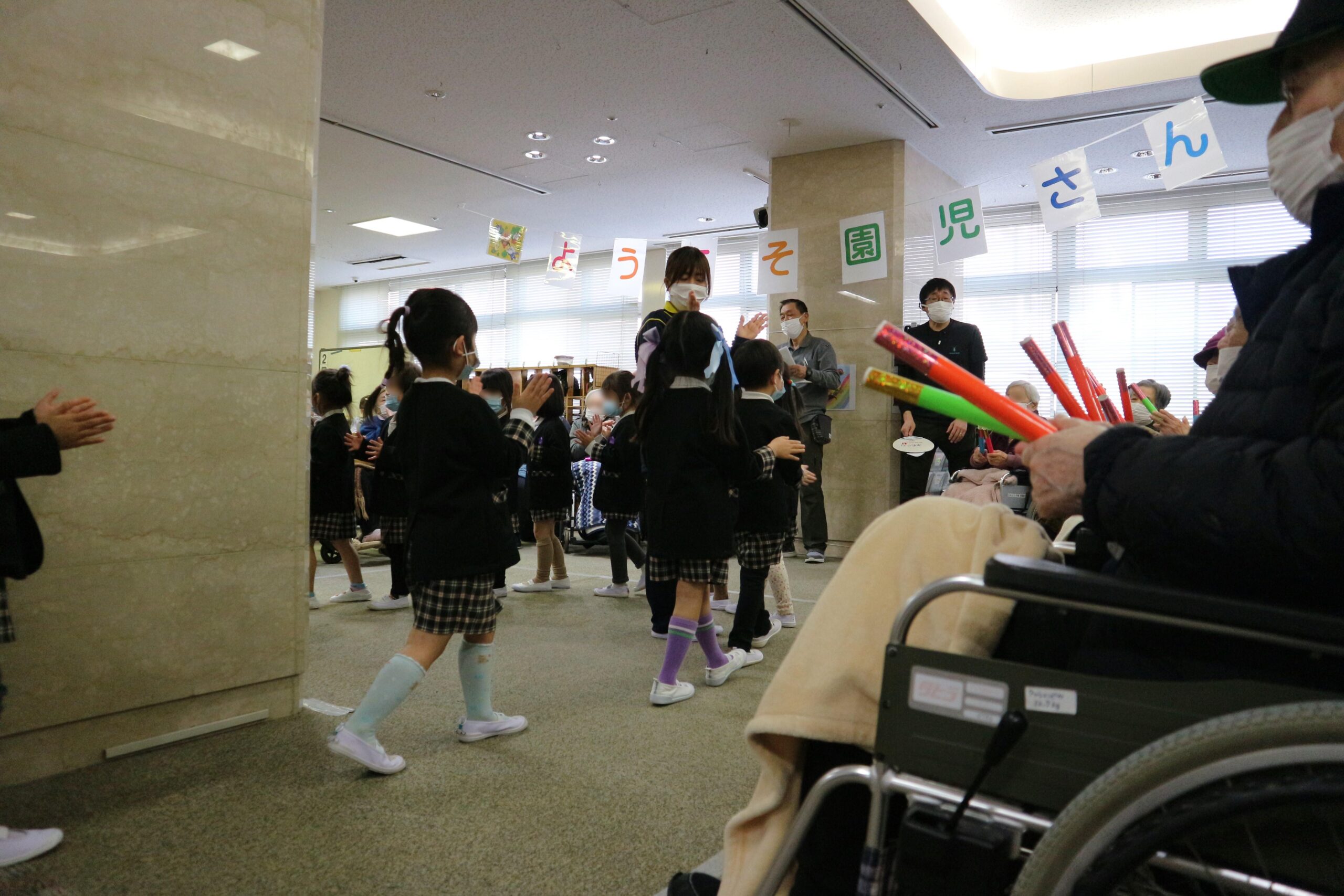 俊英館保育園の園児さんが来てくれました♪