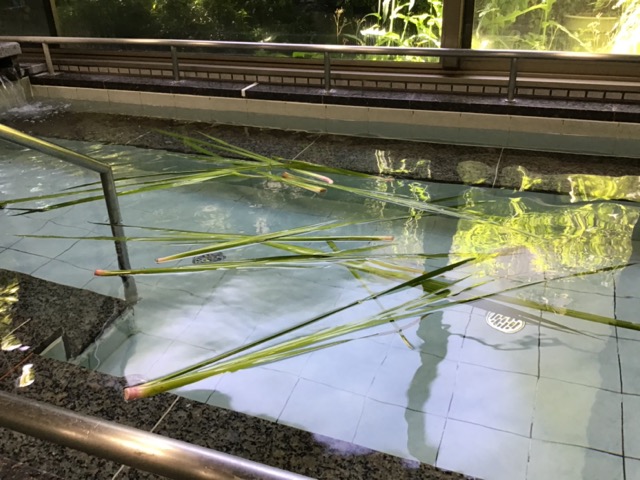 菖蒲湯を行いました