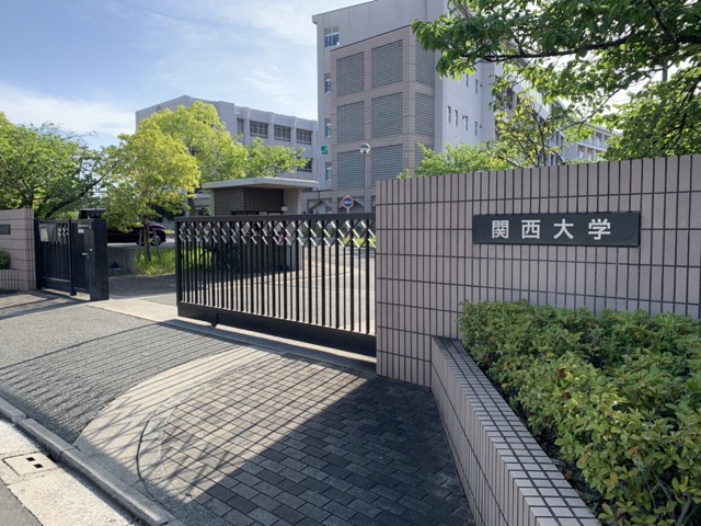 学校訪問に行ってきました